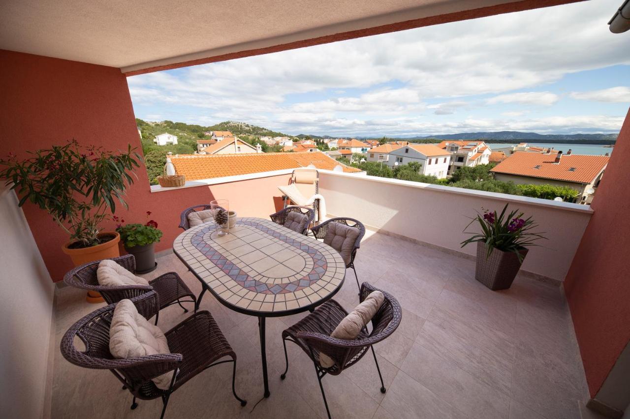 Apartments Leonarda Murter Luaran gambar